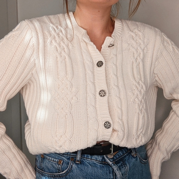 Vintage Sweaters - vintage white cable knit cardigan